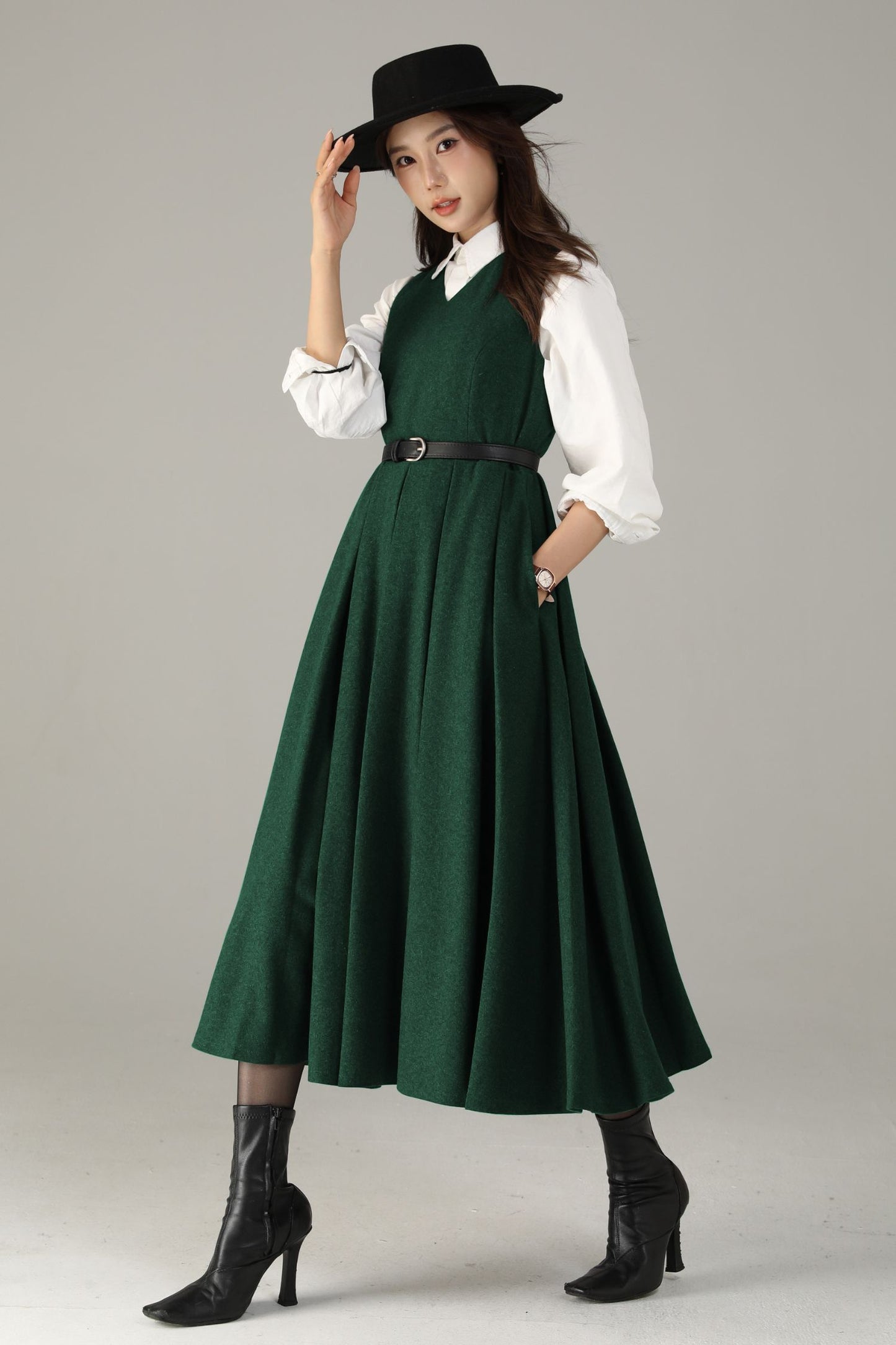 Dark Green Wool Midi Dress – Sleeveless V-Neck A-Line Winter Dress | Xiaolizi 6591