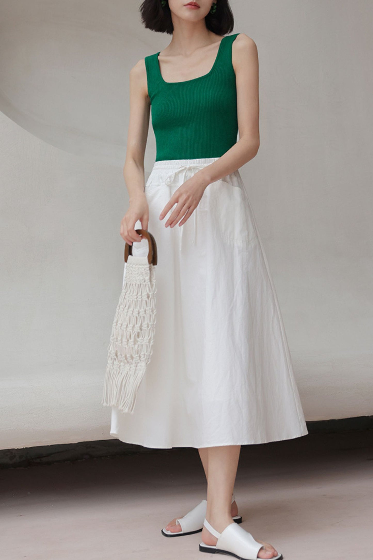 White a line elastic waist skirt with pockets L0605