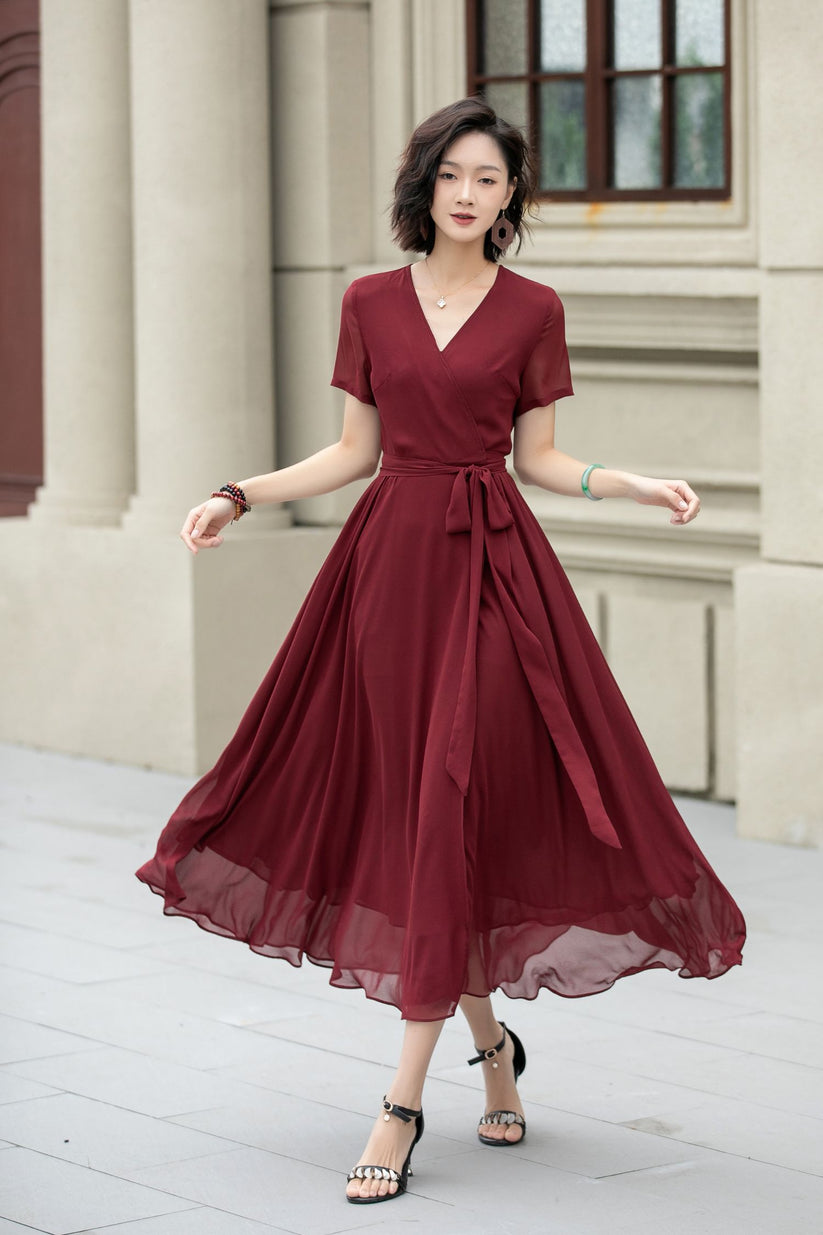 Burgundy Chiffon Midi Dress with Flattering Fit and Flare Silhouette