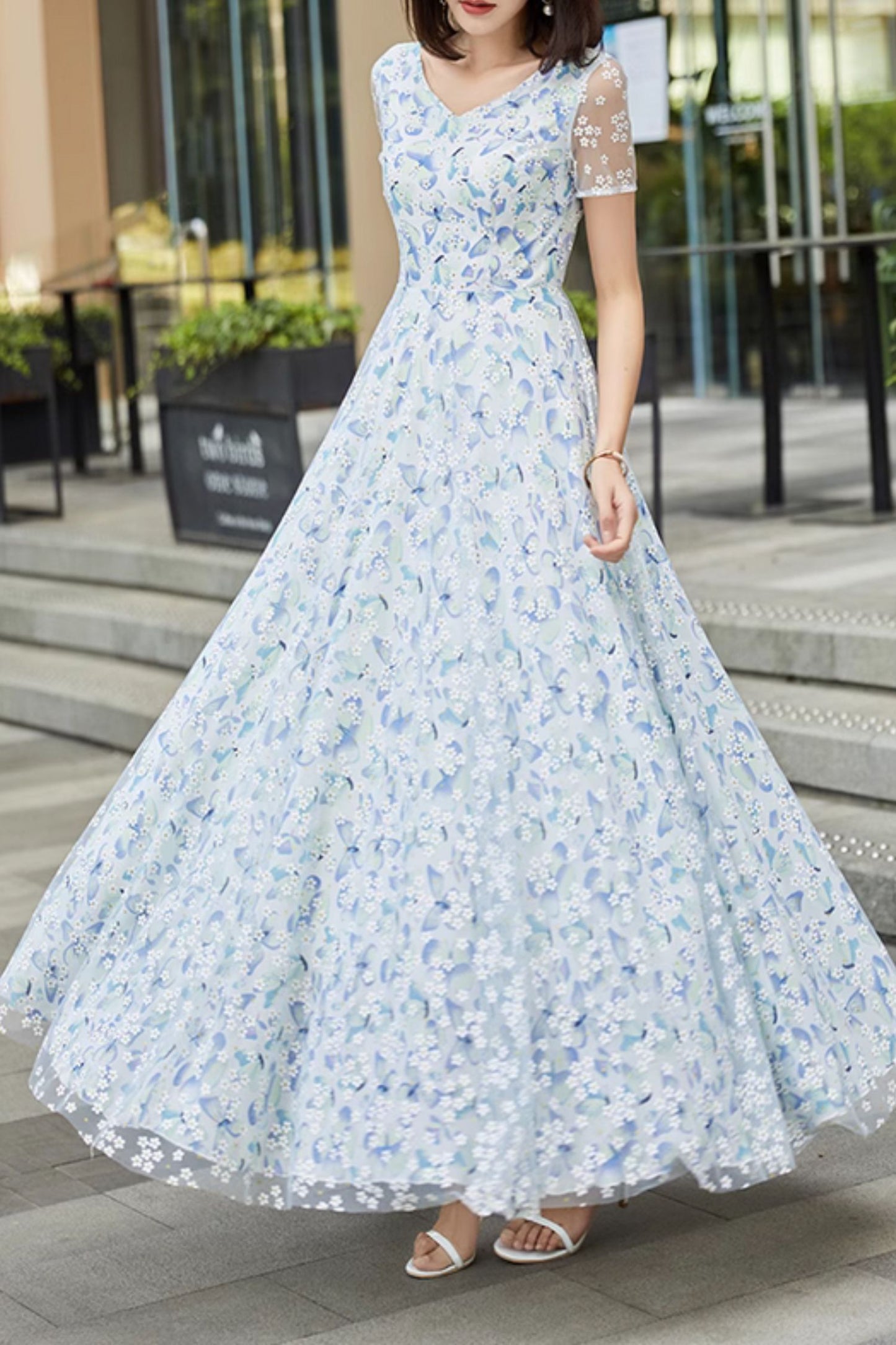 Floral Polyester Maxi Dress - V-Neck with Ruffle Sleeves 4991
