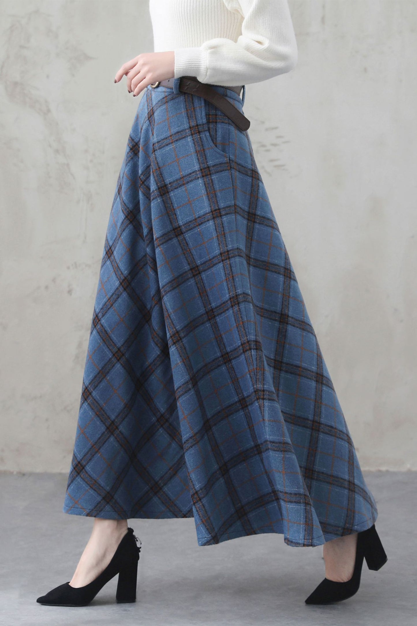 Women Winter long Plaid Wool skirt 4007