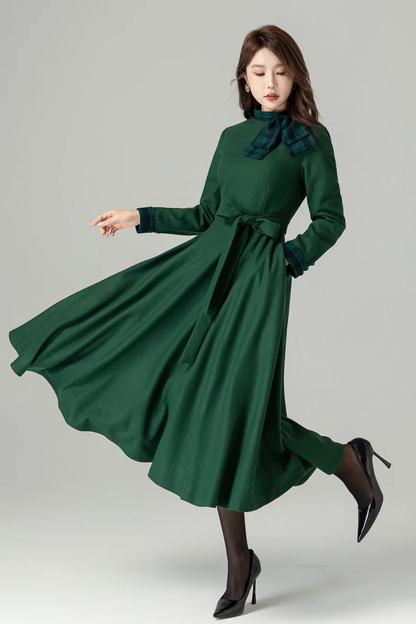 Vintage 1950s Green Swing Wool Dress 4489
