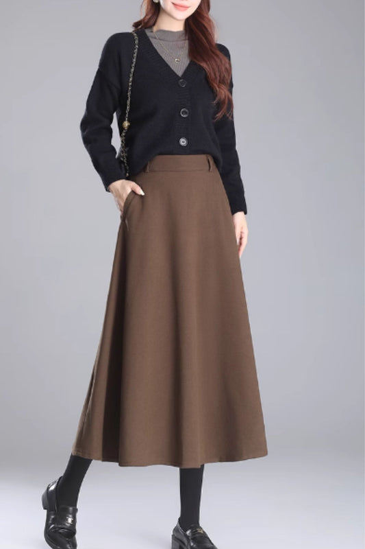 Midi winter wool skirt with pockets 5469