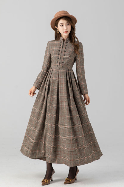 Plaid Wool Maxi Dress – Vintage Long Sleeve Winter Dress with Buttons & Pockets 4669