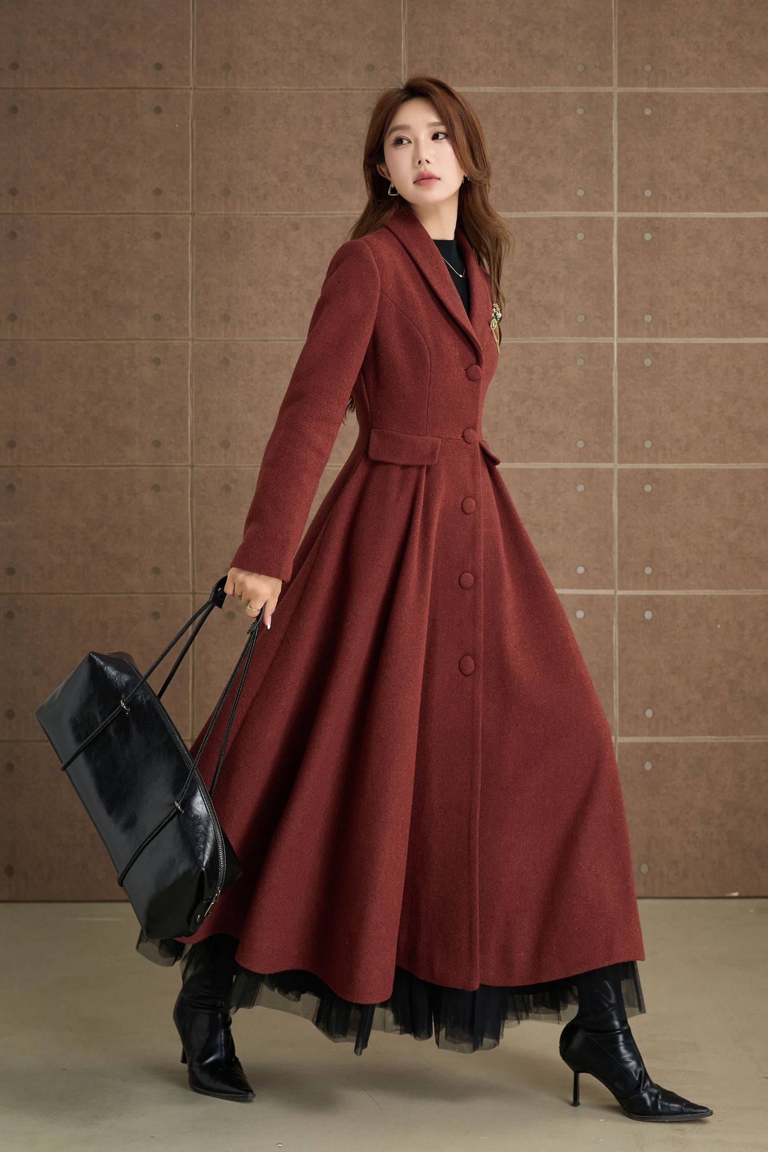 Red Brown Wool Fit and Flare Coat – Vintage Long Winter Overcoat