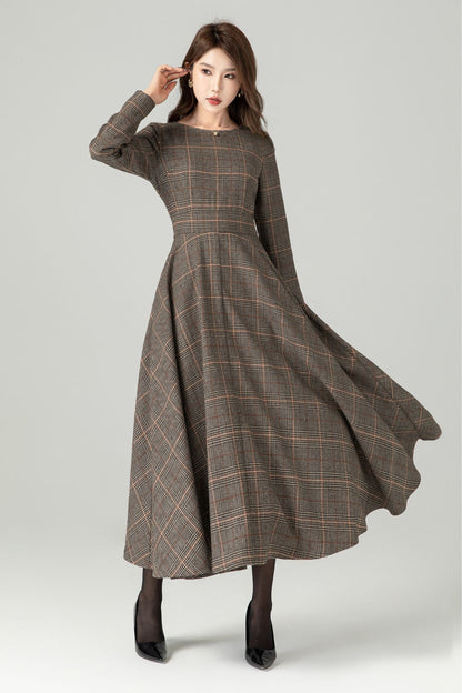Plaid Wool Maxi Dress - Fit and Flare Silhouette with Pockets 5446