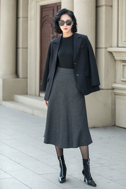 A line wool skirt with pockets 5309