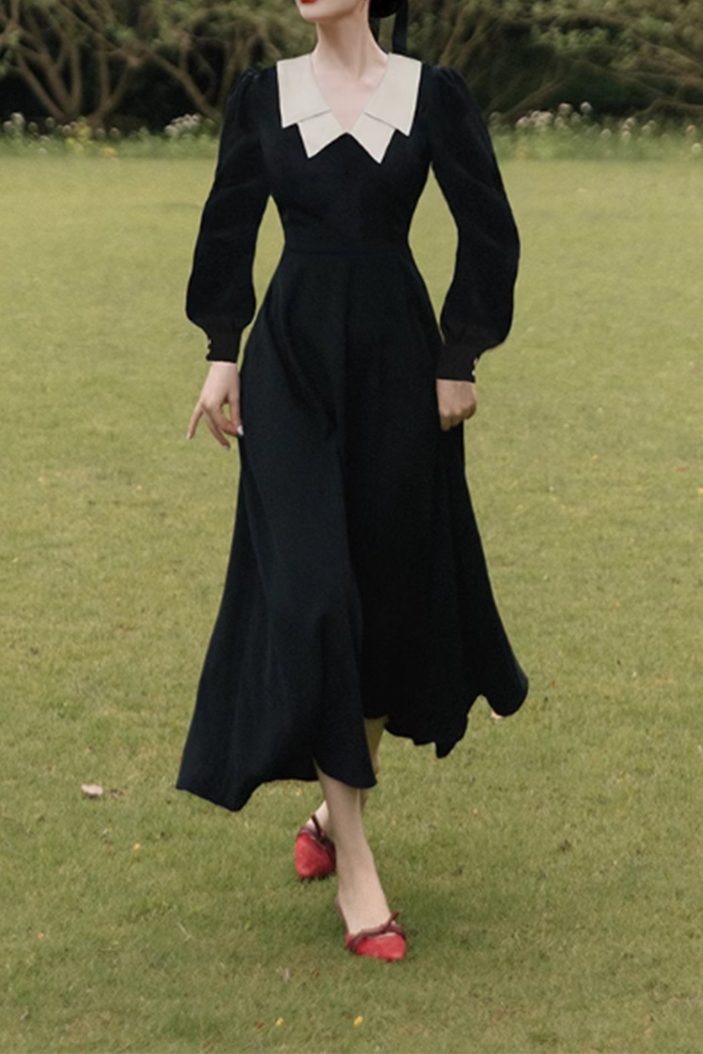 Black dress with long sleeves for women 4863