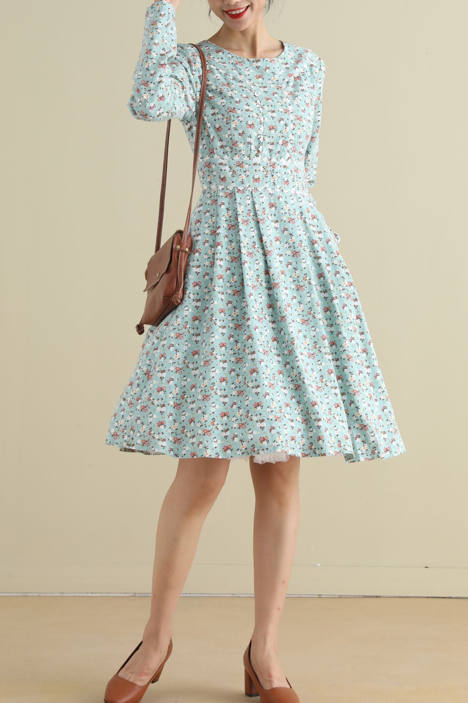 linen knee length dress Floral Linen Knee-Length Dress with Long Sleeves and Round Neck – Xiaolizi
