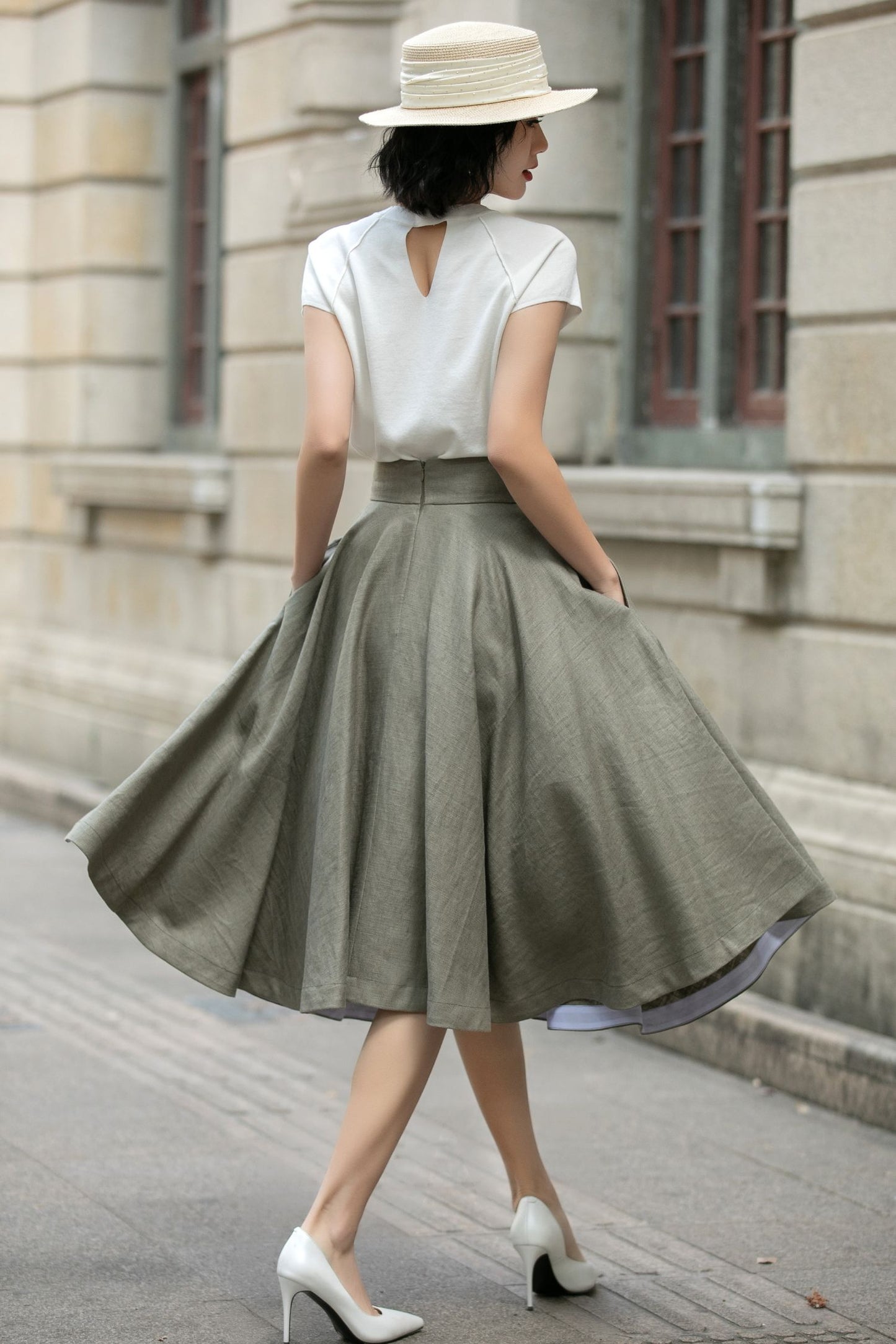 High-Waisted Midi Skirt with Pockets 5680