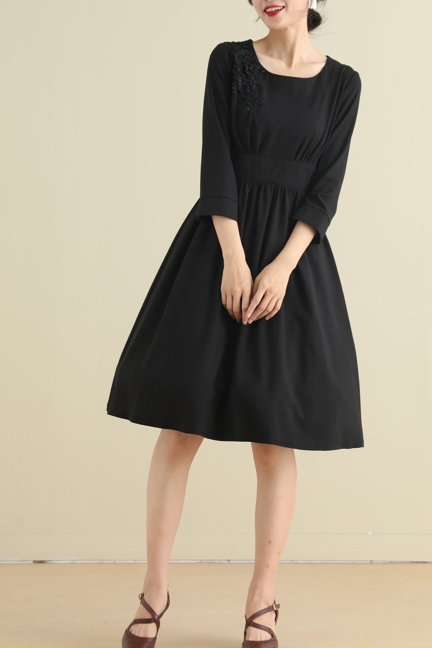 Vintage inspired little black linen dress women 2794