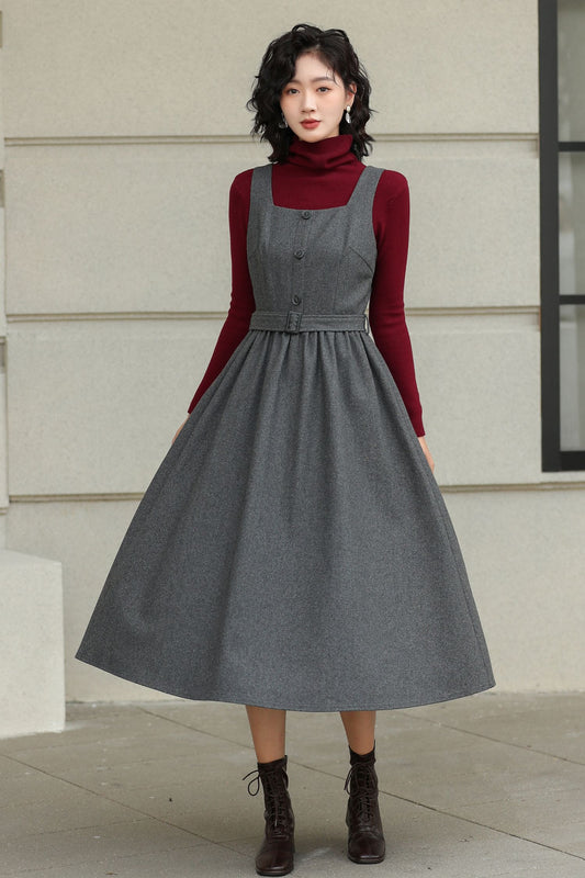 Gray sleevelss wool dress with belt 6427