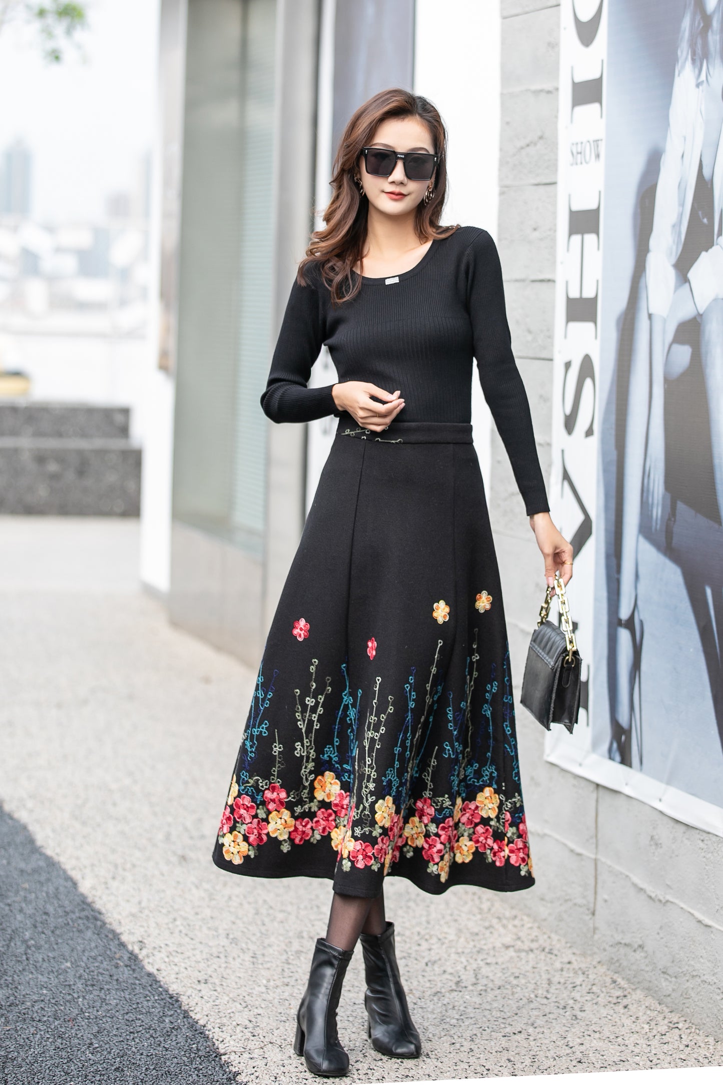 Black Wool Midi Skirt - Flared Silhouette with Embroidered Detail 4160