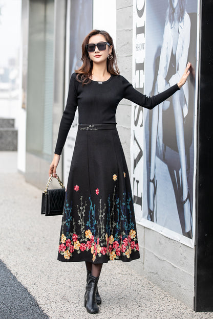 Black Wool Midi Skirt - Flared Silhouette with Embroidered Detail 4160