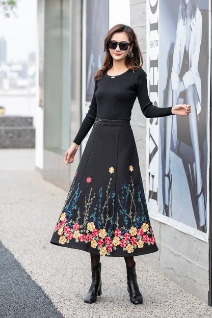 Black Wool Midi Skirt - Flared Silhouette with Embroidered Detail 4160
