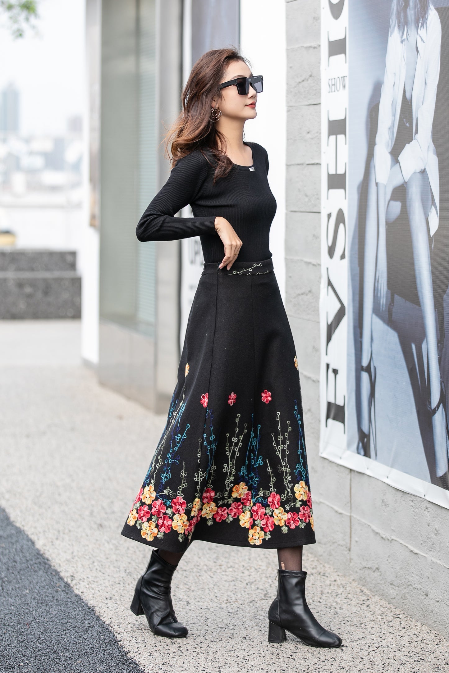 Black Wool Midi Skirt - Flared Silhouette with Embroidered Detail 4160