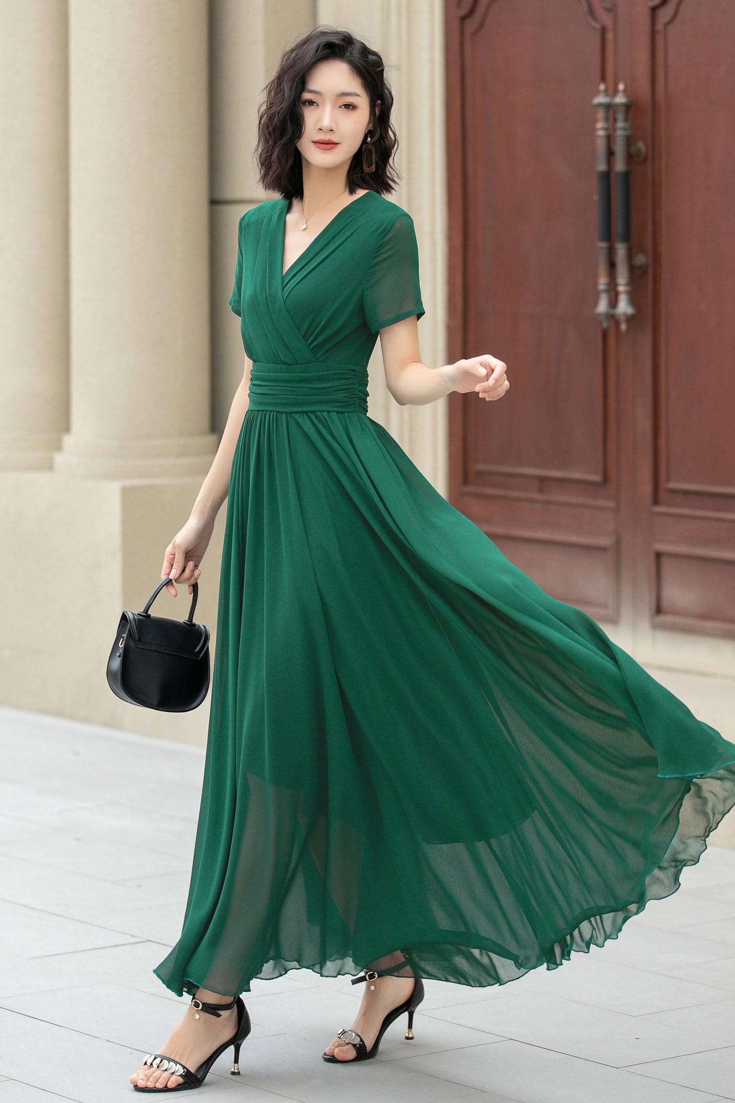 Flowy Green Chiffon Dress – Bridesmaid, Garden Party & Wedding Guest Dress | Xiaolizi 6025