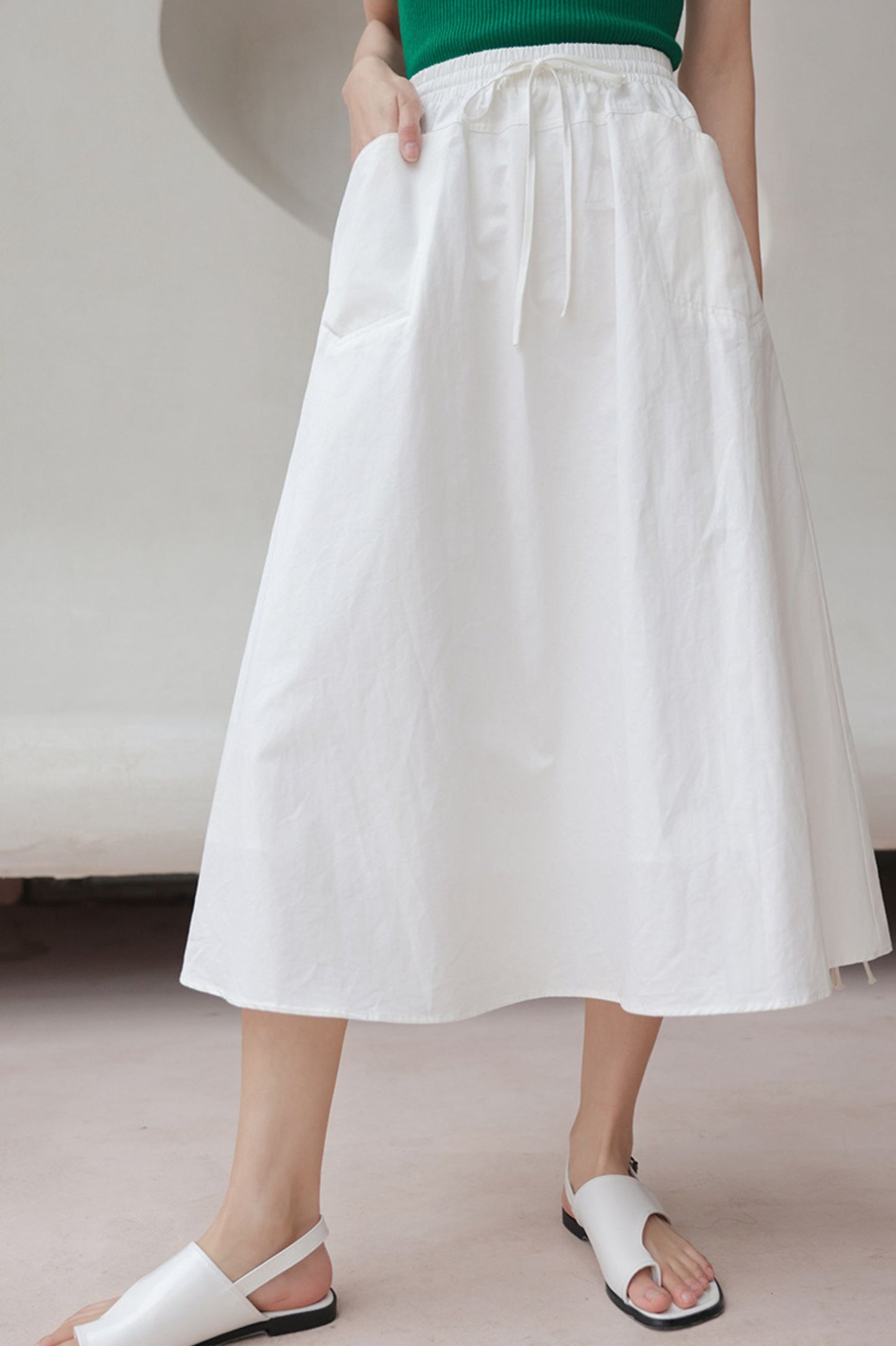 White a line elastic waist skirt with pockets L0605