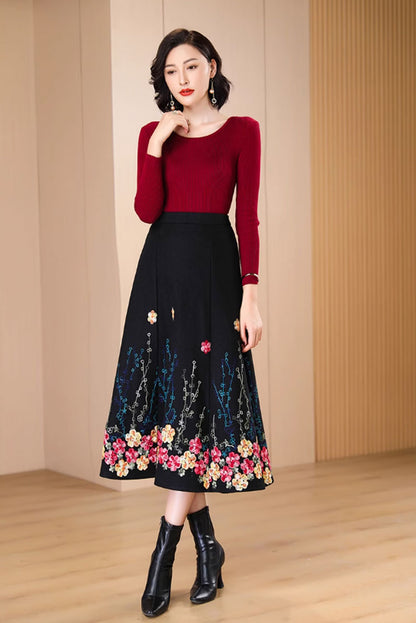 Midi black Embroidered Wool Skirt 4775