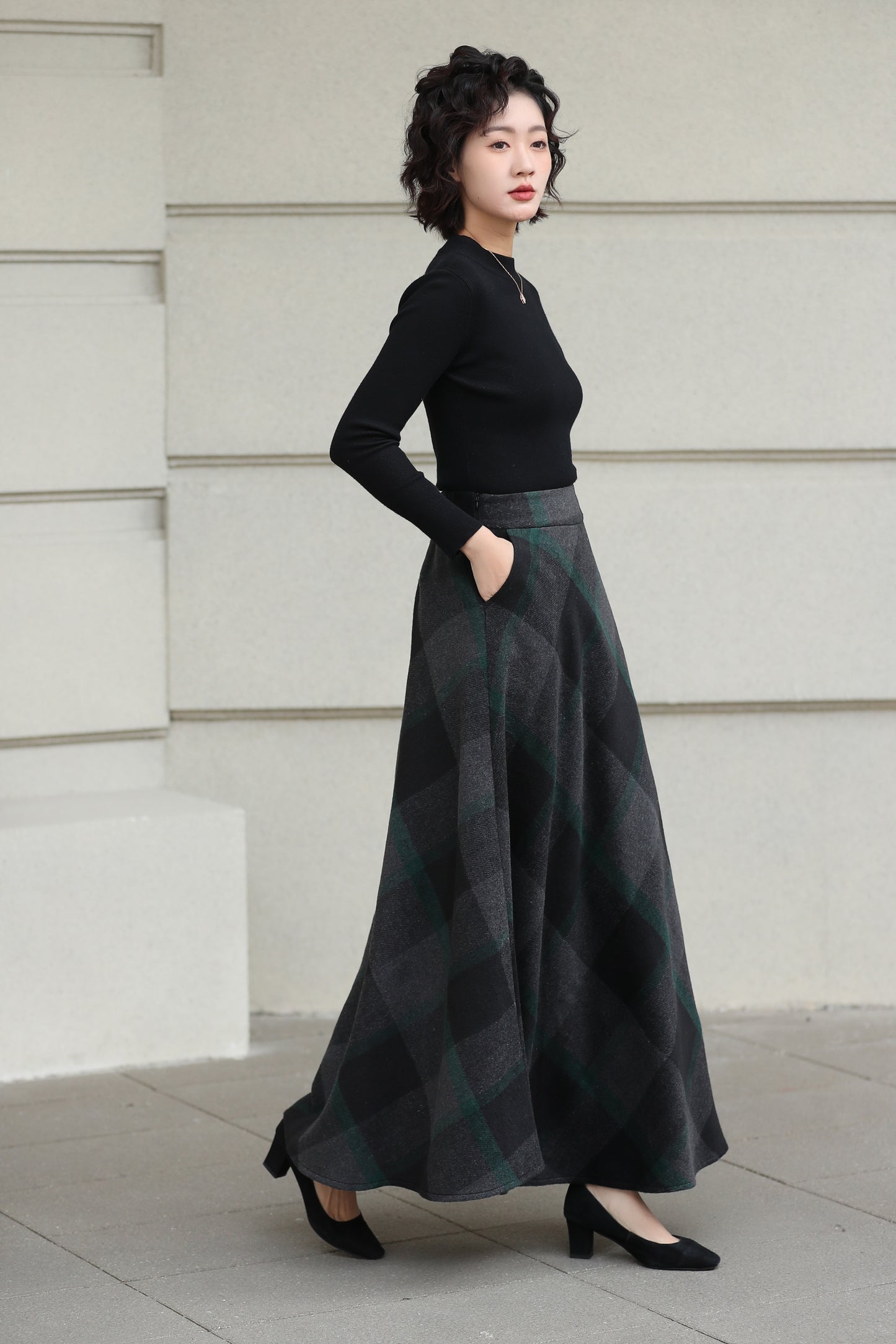 Xiaolizi Dark Plaid Wool Maxi Skirt for Women – Handmade A-Line Winter Swing Skirt 6606