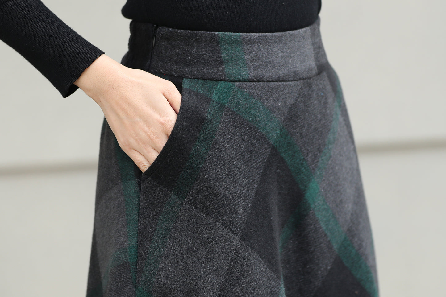 Xiaolizi Dark Plaid Wool Maxi Skirt for Women – Handmade A-Line Winter Swing Skirt 6606