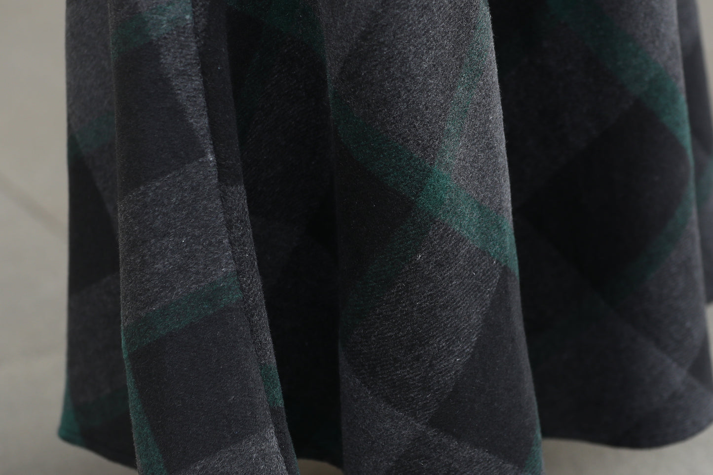 Xiaolizi Dark Plaid Wool Maxi Skirt for Women – Handmade A-Line Winter Swing Skirt 6606