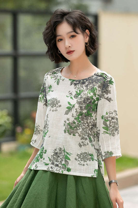 Feminine Floral Linen Top in Off-White – Relaxed Round Neck – 6055