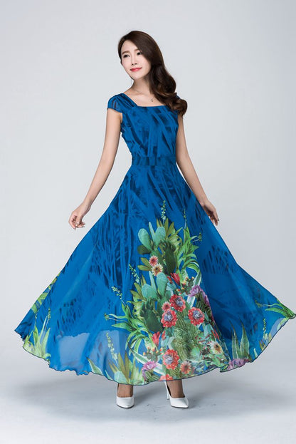 Vintage-Inspired Blue Floral Maxi Dress in Flowing Chiffon 1547