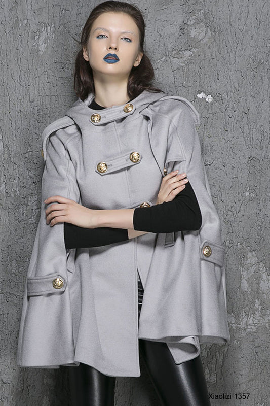 Gray Hooded Wool Poncho Coat – Handmade Double-Breasted Cape | Xiaolizi 1357