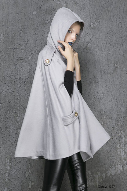 Gray Hooded Wool Poncho Coat – Handmade Double-Breasted Cape | Xiaolizi 1357