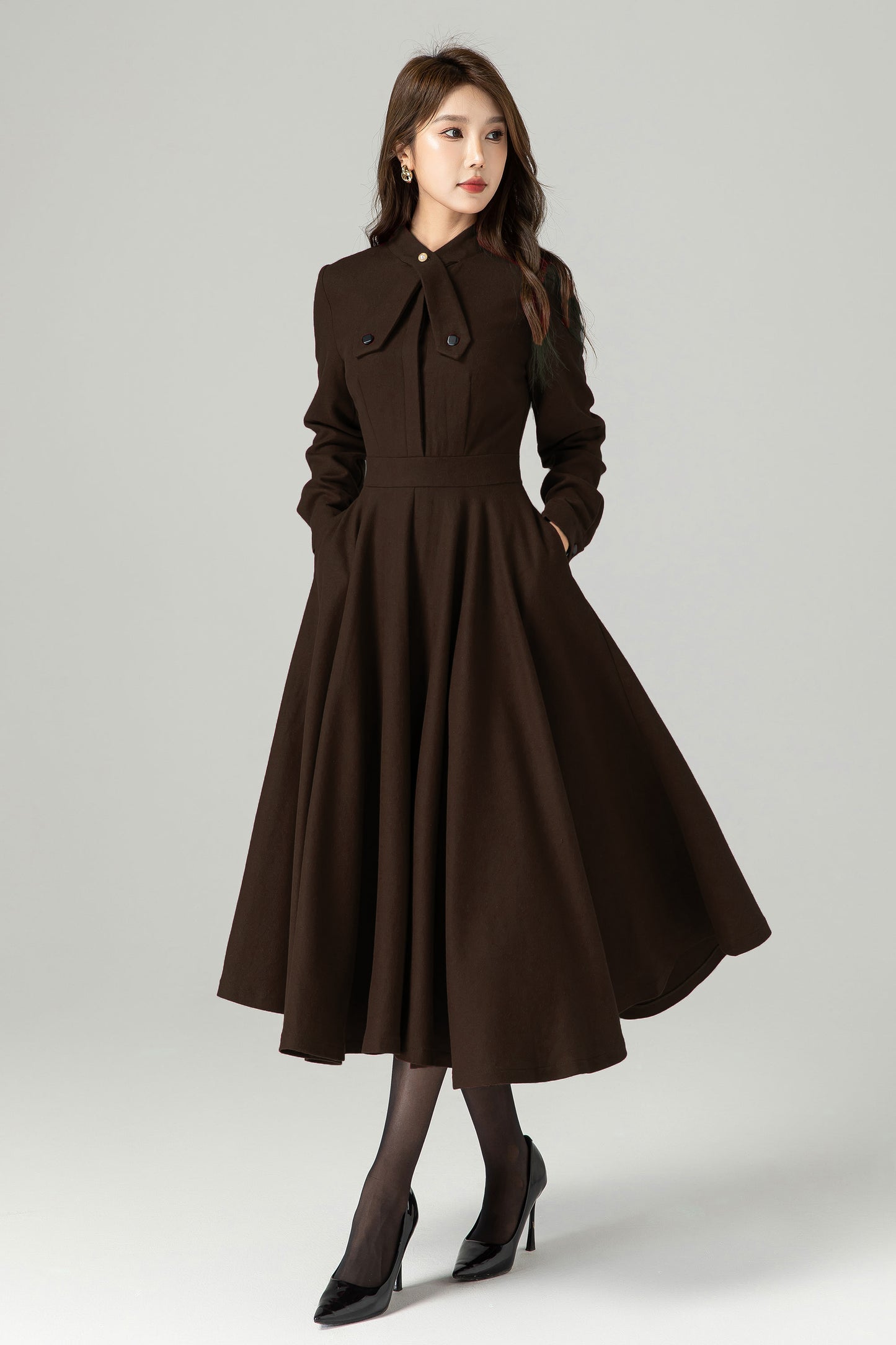 Vintage-Inspired Brown Wool Dress With Flared Skirt 6520