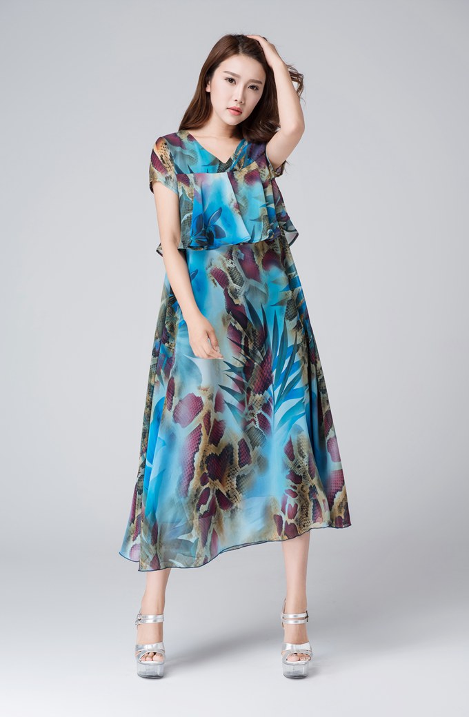 Artistic Blue Chiffon Dress with Flowing Silhouette 1537
