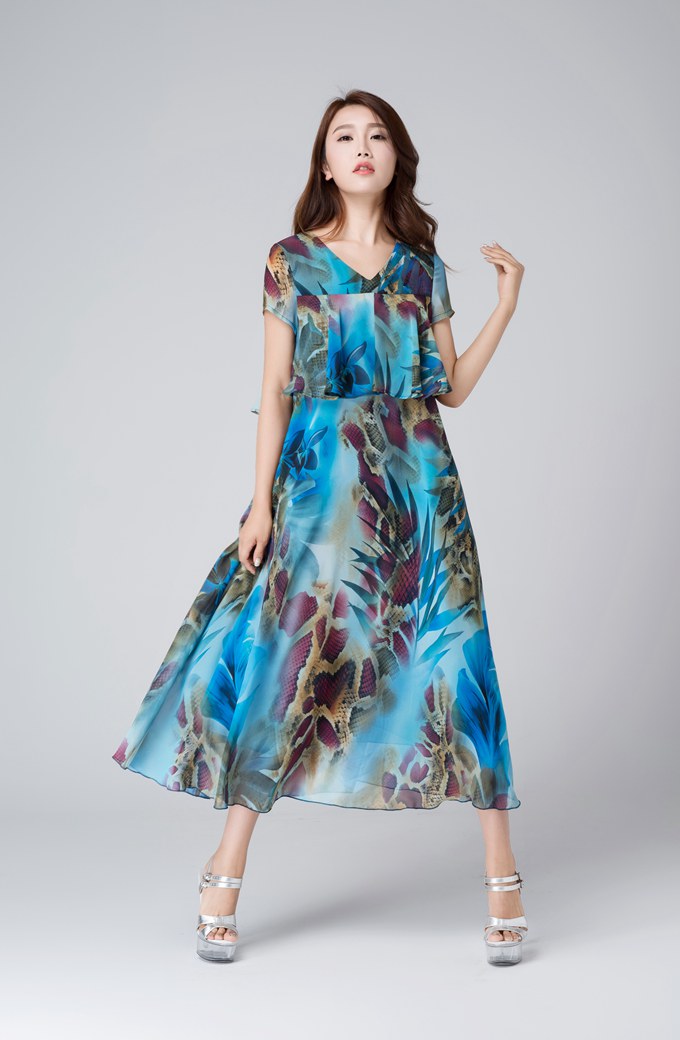 Artistic Blue Chiffon Dress with Flowing Silhouette 1537