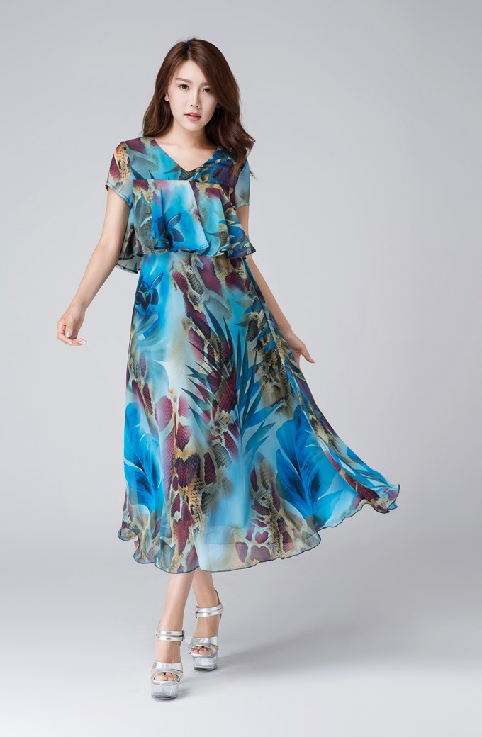Artistic Blue Chiffon Dress with Flowing Silhouette 1537