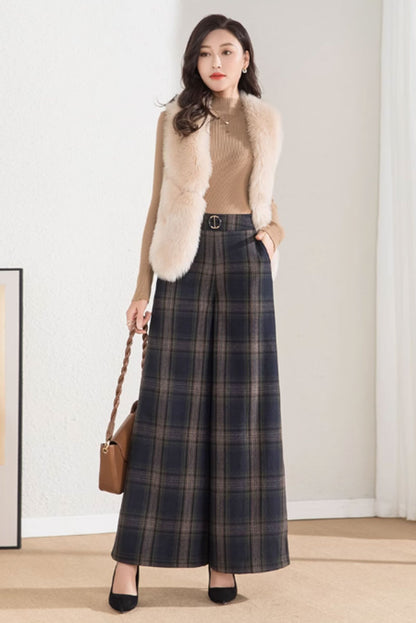 Black and Gray Wool Wide Leg Pants - Ankle Length with Plaid Detail 4658