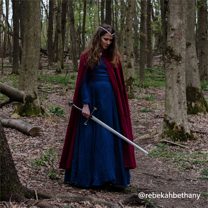 Red Linen Hooded Cloak – Handmade Vintage Cape with Influencer Picks 3288