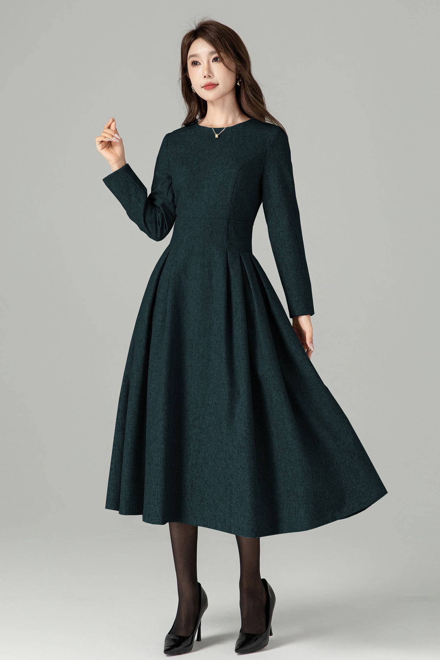Handmade Black Wool Blend Midi Dress – Elegant Pleated Fit & Flare with Long Sleeves 6524