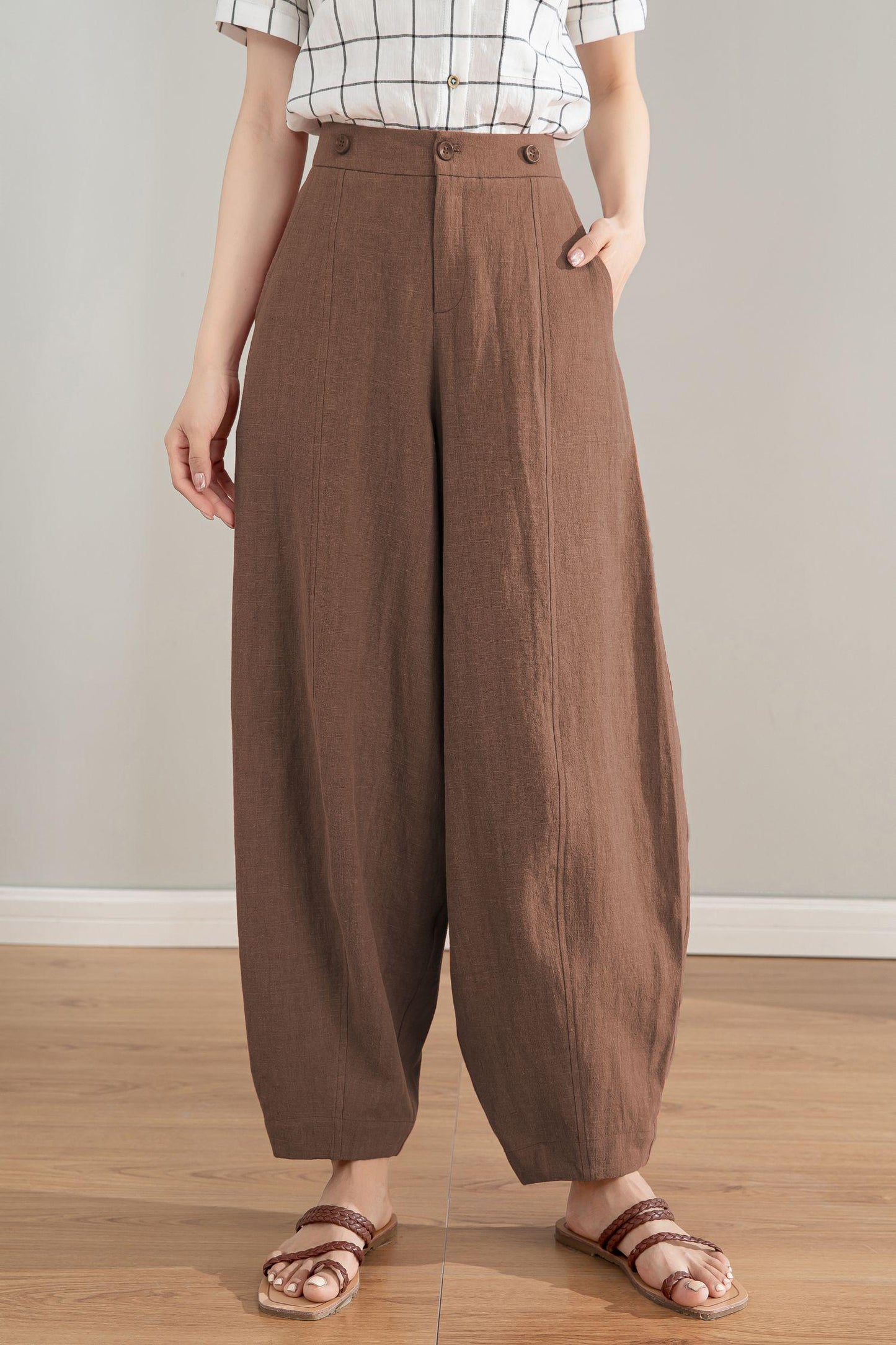 Brown Linen Suspender Pants for Women – Relaxed Fit Baggy Summer Trousers with Side Pockets, Xiaolizi  6121