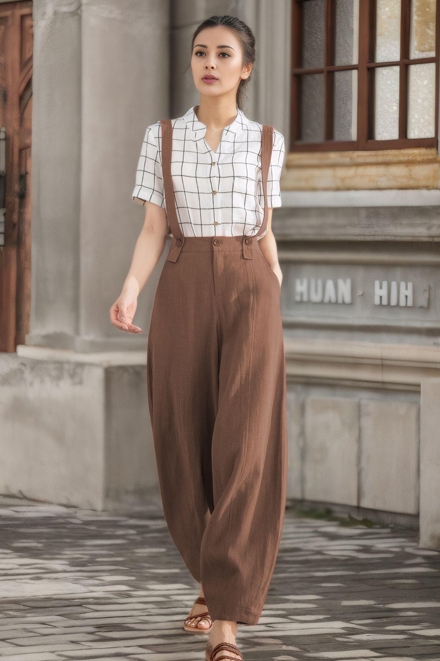 Brown Linen Suspender Pants for Women – Relaxed Fit Baggy Summer Trousers with Side Pockets, Xiaolizi  6121