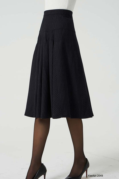 knee length skirt