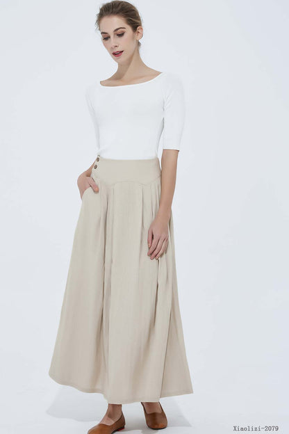 pleated skirt