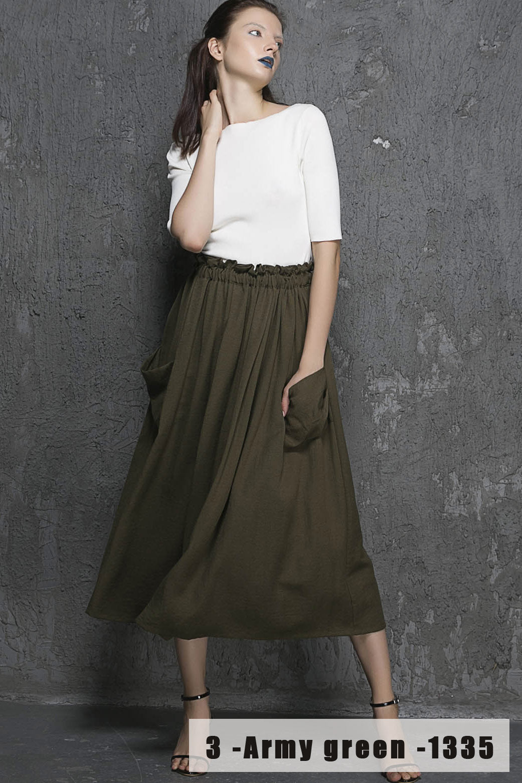 Gray top outlet green skirt