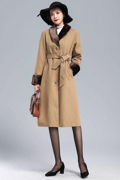 Camel Wool Coat – Vintage Belted Overcoat with Faux Fur Collar & Cuffs 3171