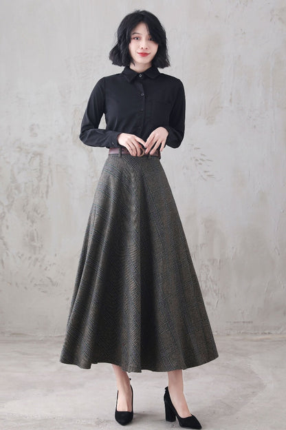 Plaid Wool A-Line Skirt - Full Flowy Silhouette with Side Pockets 3291