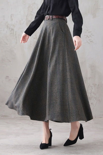 Plaid Wool A-Line Skirt - Full Flowy Silhouette with Side Pockets 3291