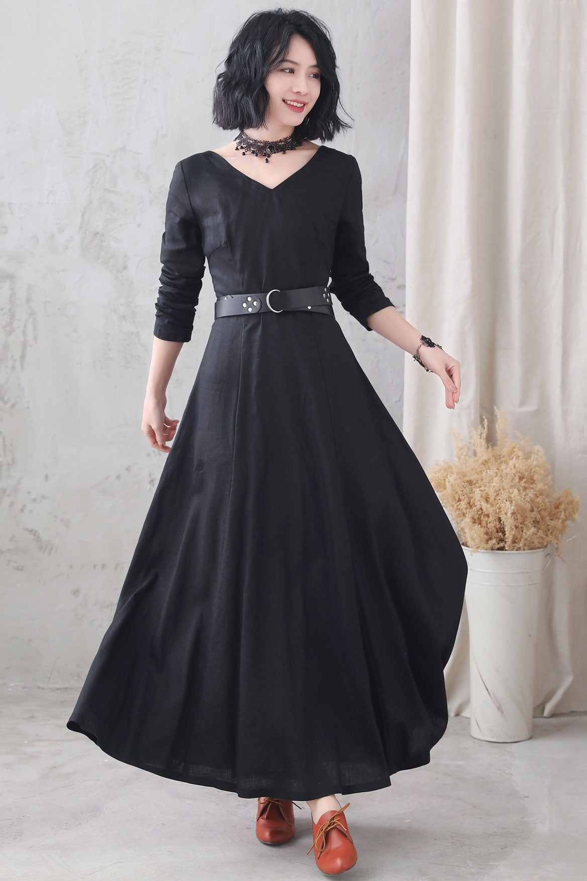 Black Linen Maxi Dress with Vintage Inspired A-Line Silhouette Xiaolizi Black Linen Maxi Dress with Vintage Inspired A-Line Silhouette Xiaolizi