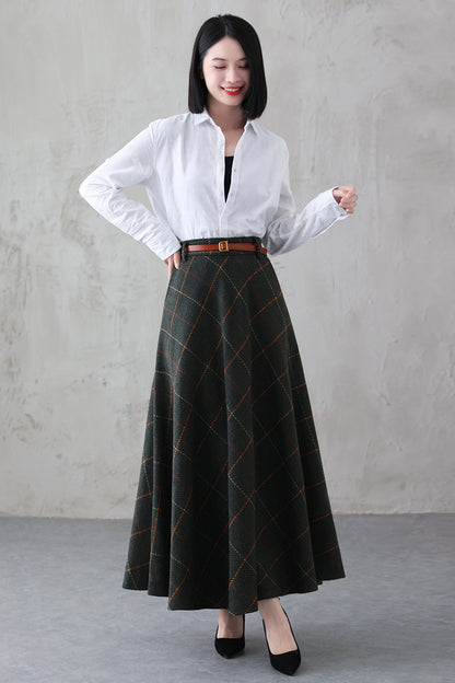 Green Plaid Wool Maxi Skirt – Vintage Swing High Waist Winter Skirt with Pockets 3841