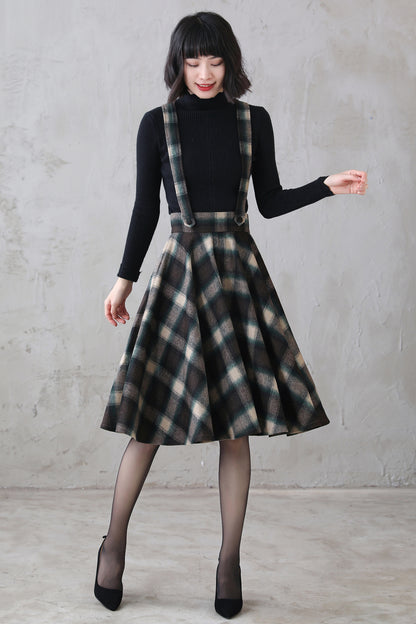 Retro Plaid Wool Suspender Skirt – High-Waist Circle Shape – 3111