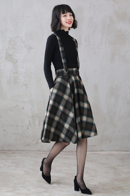 Retro Plaid Wool Suspender Skirt – High-Waist Circle Shape – 3111