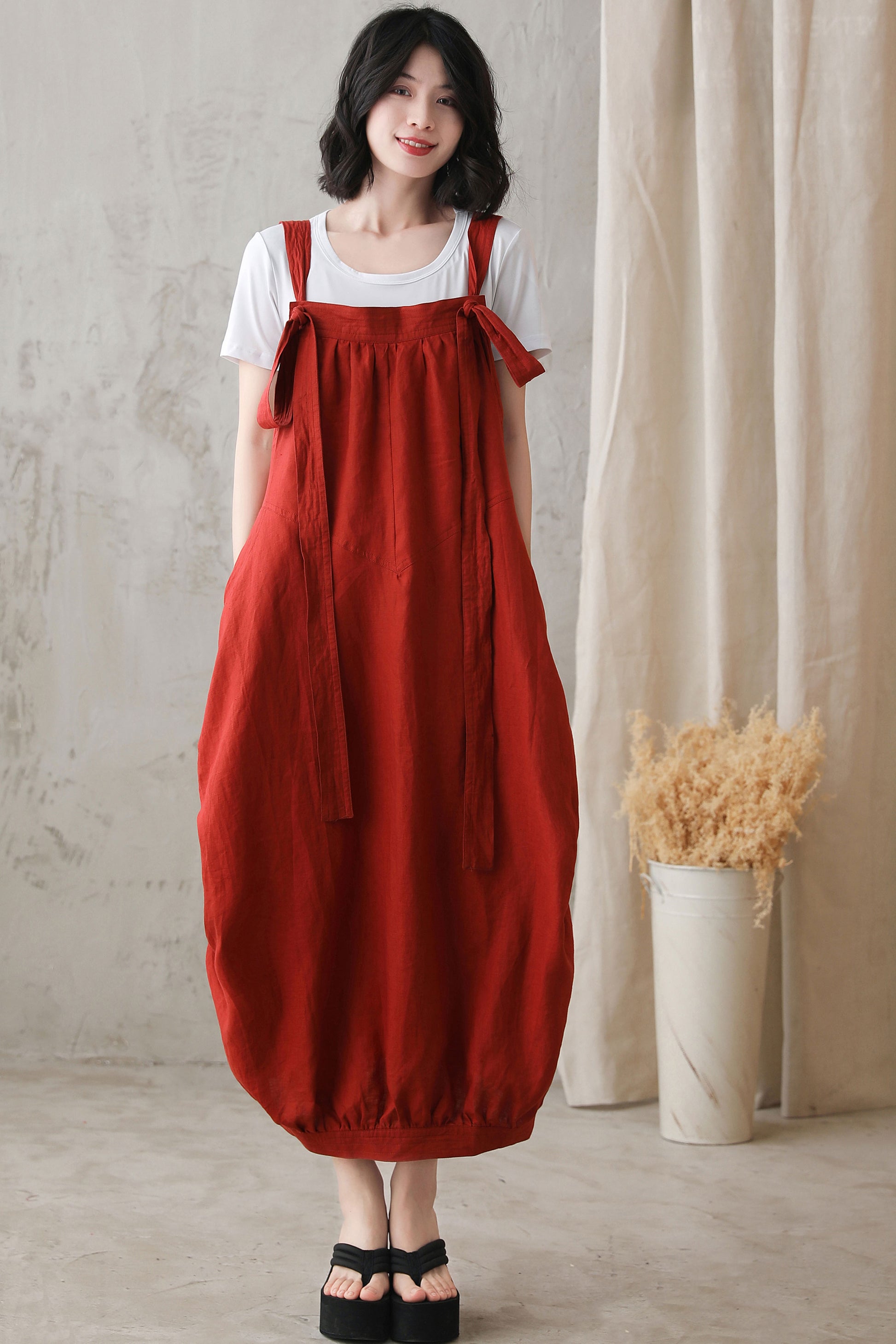 adjustable strap red long pinafore line dress 2731 Xiaolizi adjustable strap red long pinafore line dress 2731 Xiaolizi